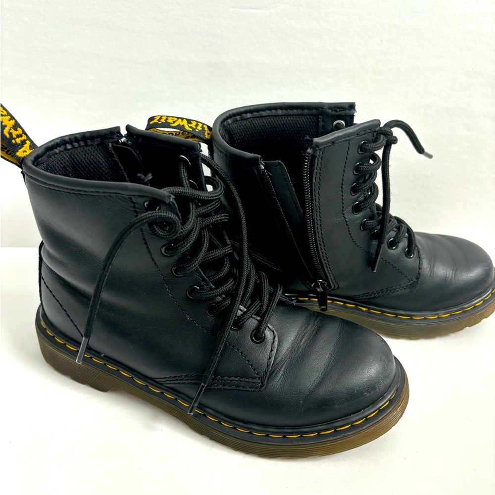 Dr.Marten’s kids boots US 2